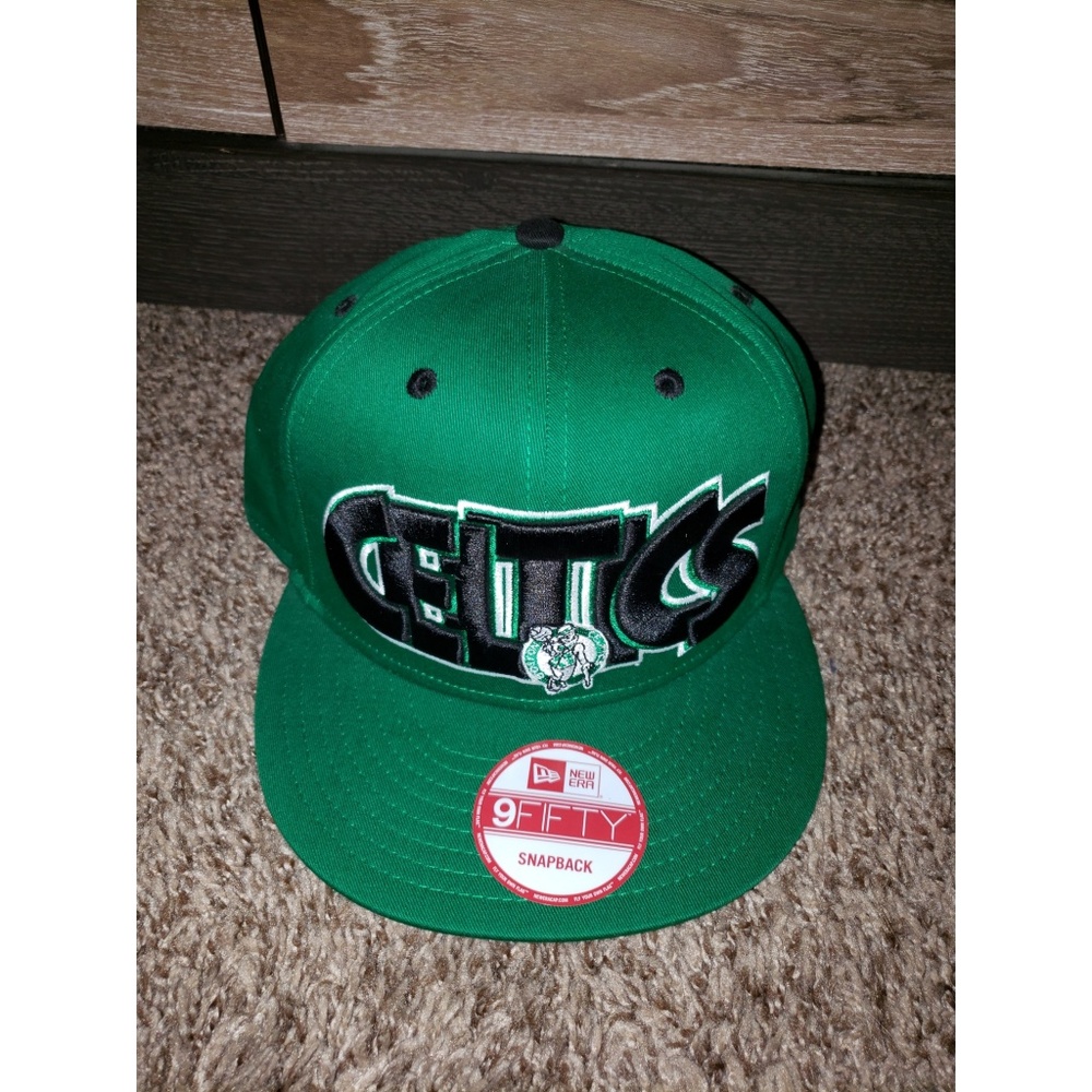 Snapback hat